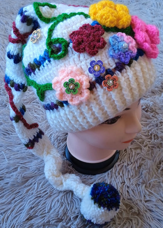 Gorro con cola blanco